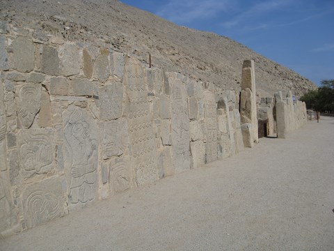 temple de Sechin au Pérou avec ALPA-K