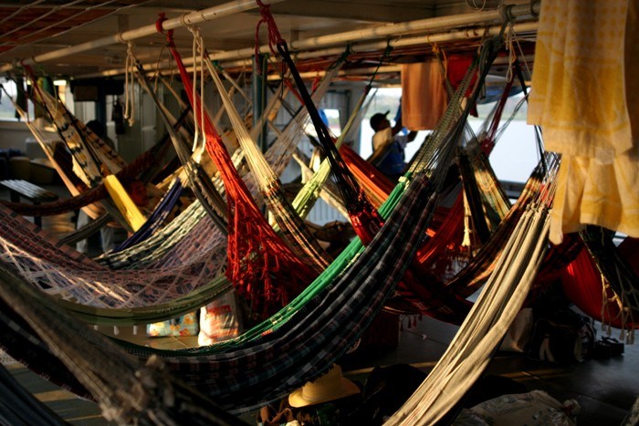 en bateau sur l'Amazone